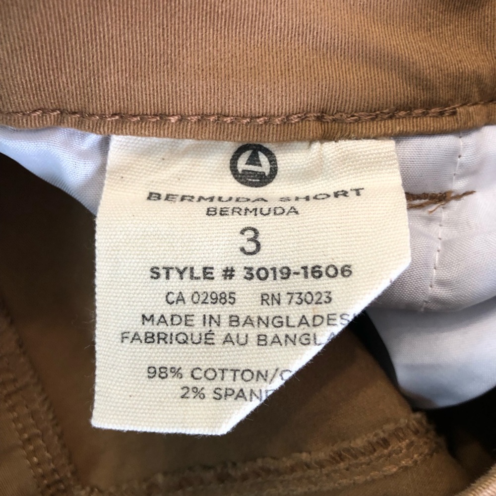 Amnesia Bermuda Shorts. - Picture 8 of 8
